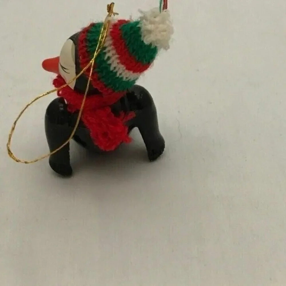 Unbranded charming penguin